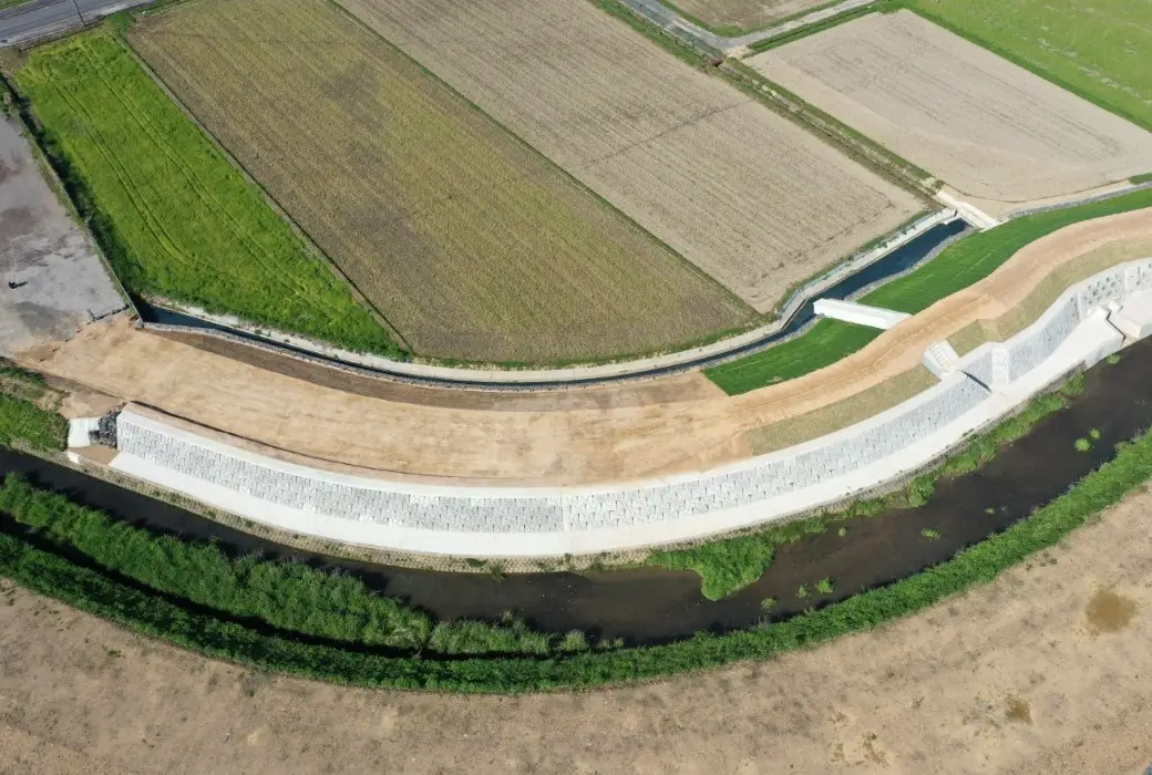 真菰川広域河川改修工事完成写真